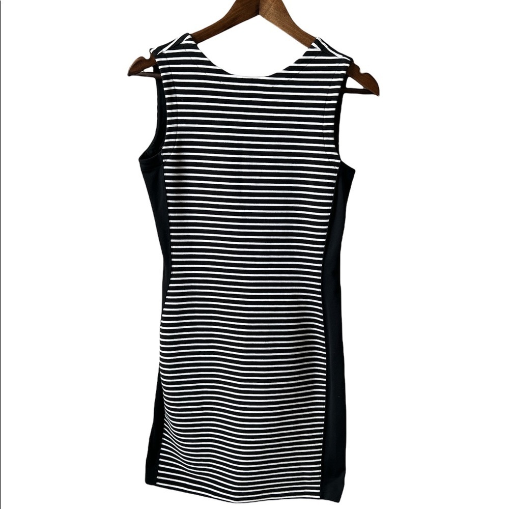 Athleta Mala Dress - Picture 2 of 7